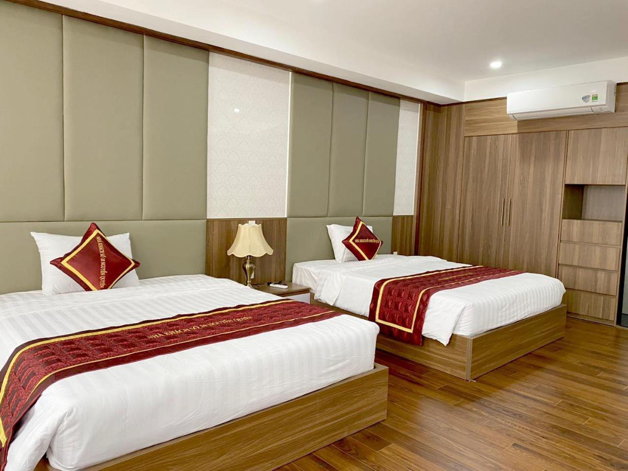 NguyẽN QuyèN Hotel Ханой Экстерьер фото