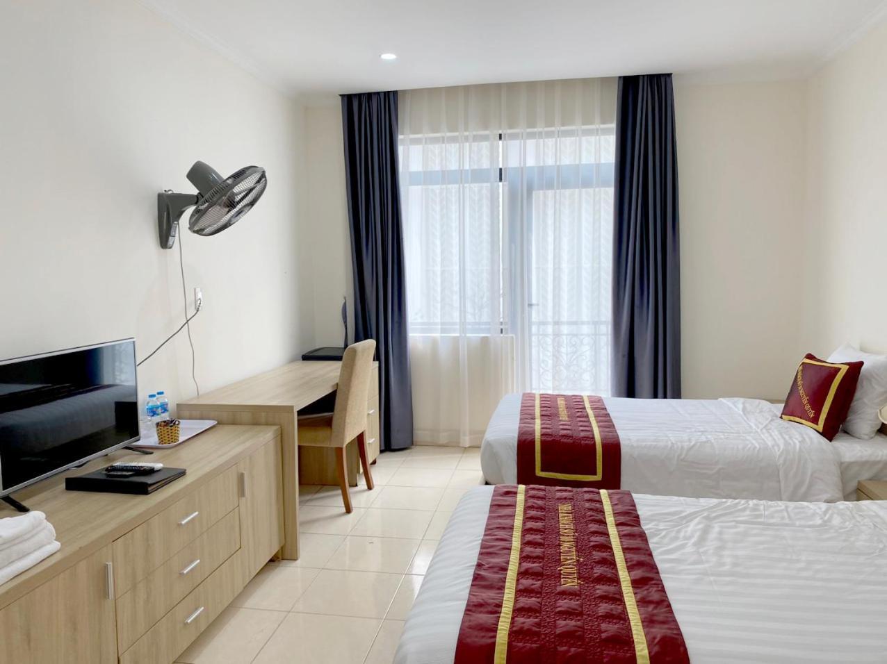 NguyẽN QuyèN Hotel Ханой Экстерьер фото
